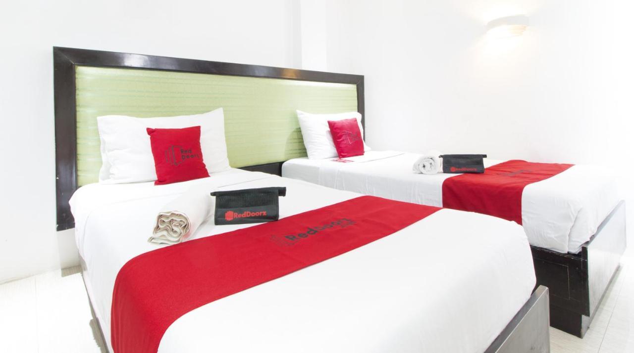 Reddoorz @ Real Fatima Tacloban Hotel Anibong Exterior photo