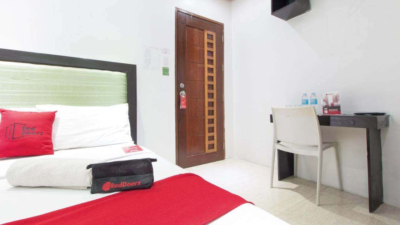 Reddoorz @ Real Fatima Tacloban Hotel Anibong Exterior photo